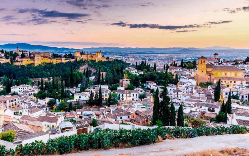 Los municipios más grandes de Granada