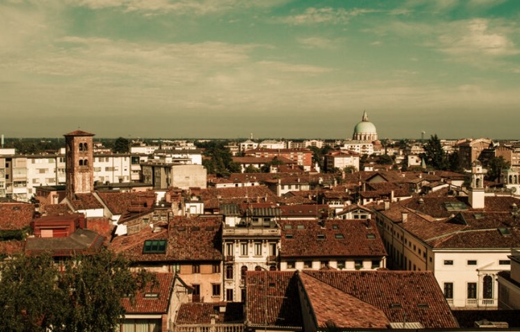 Cuál es la historia y origen de la ciudad de Udine