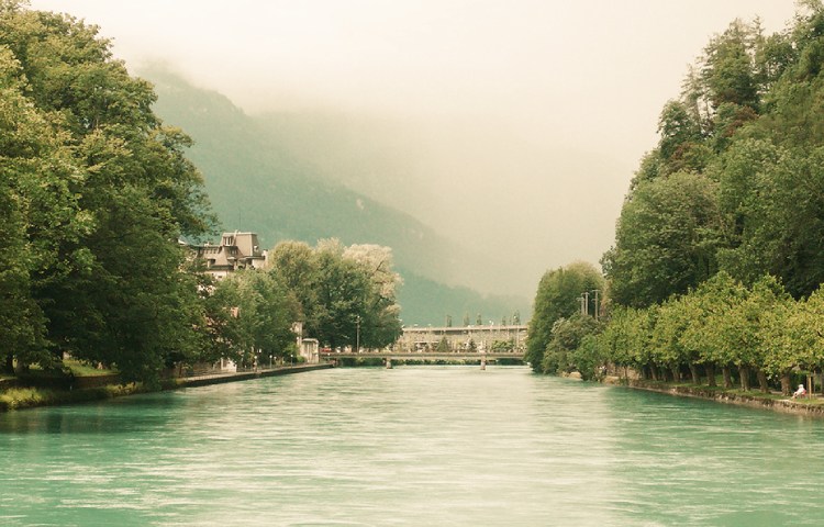 Cuál es la hidrografía de Suiza