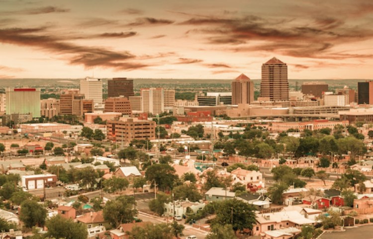 Cuál es el origen de la ciudad de Albuquerque