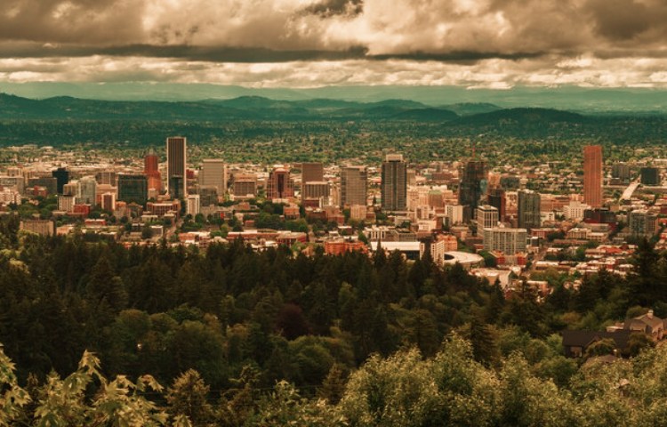 Cuál es el origen de la ciudad de Portland