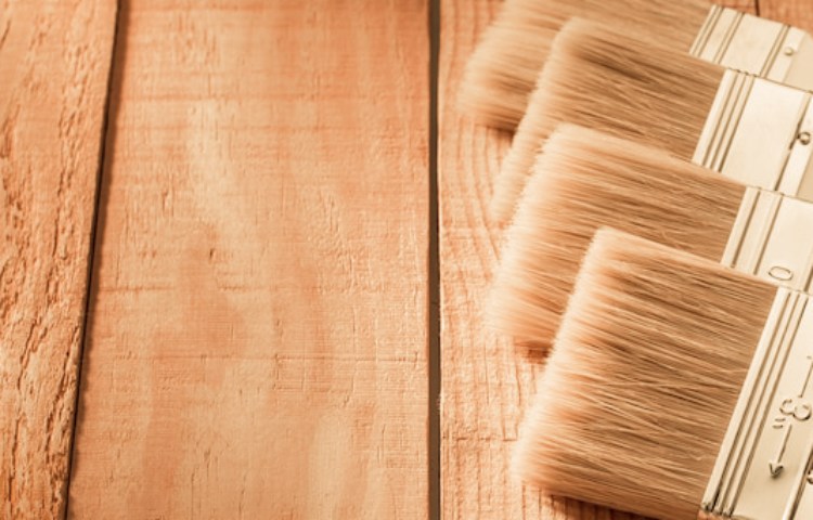 Cómo pulir barniz de madera