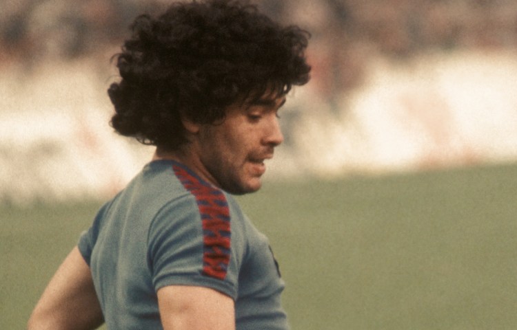 Quién fue el maestro de Diego Armando Maradona