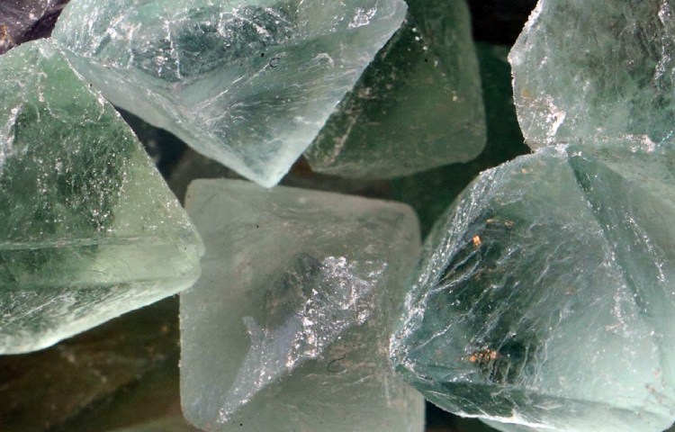 Ejemplos de minerales no metálicos