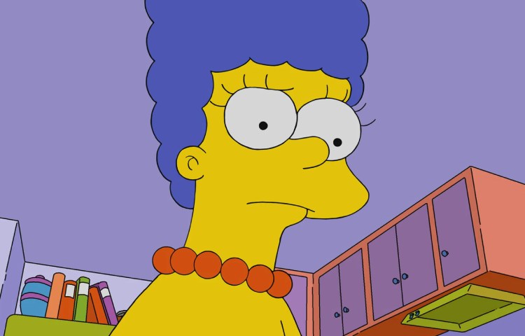 Cuánto mide Marge Simpson